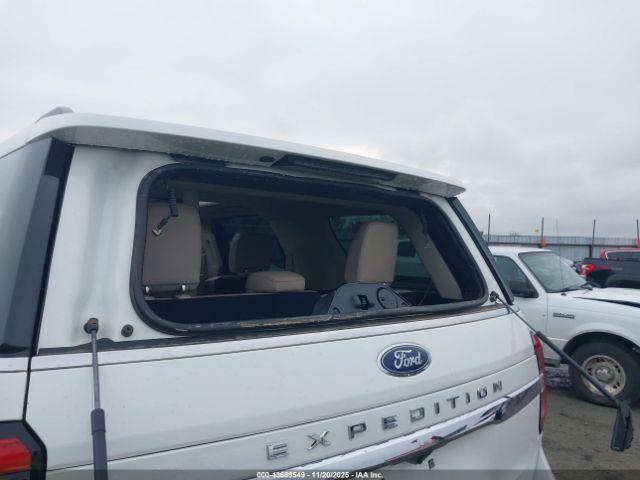 Ford Expedition Limited Image 6