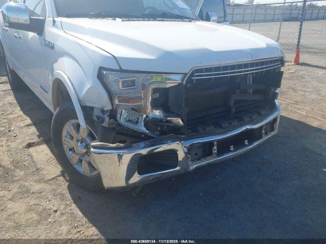 Ford F-150 Lariat Image 17