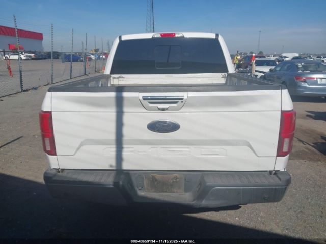 Ford F-150 Lariat Image 16