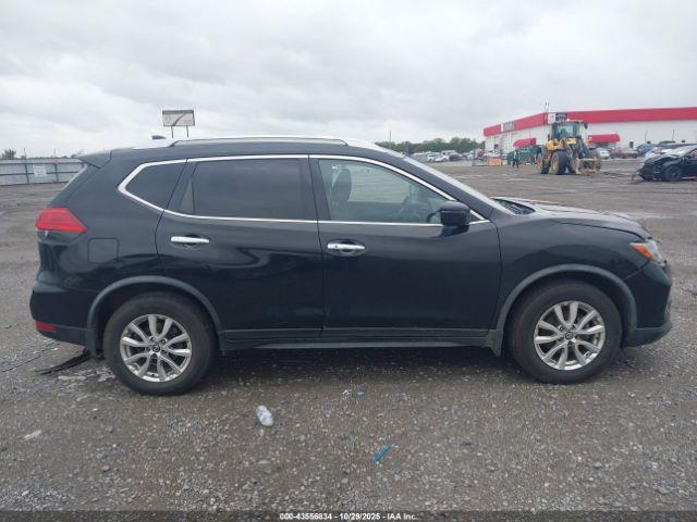 Nissan Rogue Sv Image 3