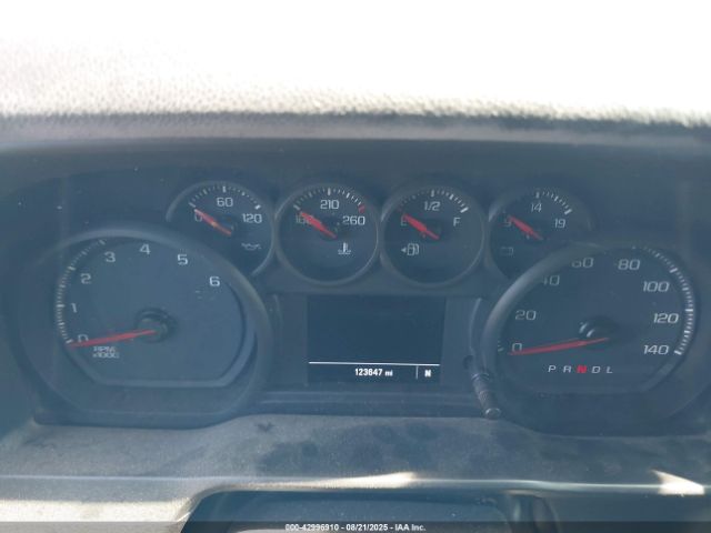 Chevrolet Silverado 1500 Custom Trail Boss Image 14