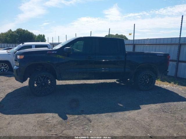 Chevrolet Silverado 1500 Custom Trail Boss Image 6