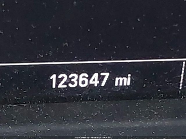 Chevrolet Silverado 1500 Custom Trail Boss Image 4