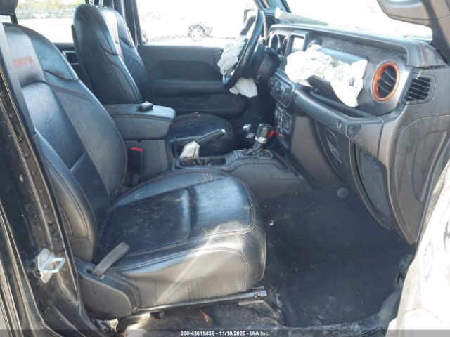 Jeep Gladiator Mojave 4x4 Image 2