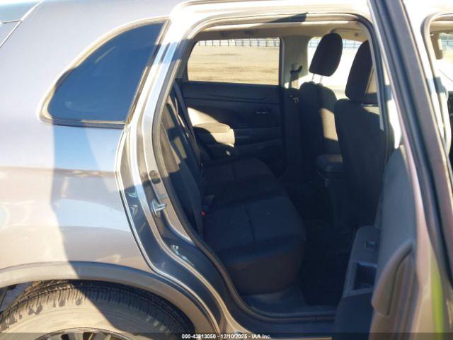 Mitsubishi Outlander 2.0 Le Image 5