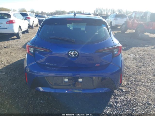 Toyota Corolla Se Image 15