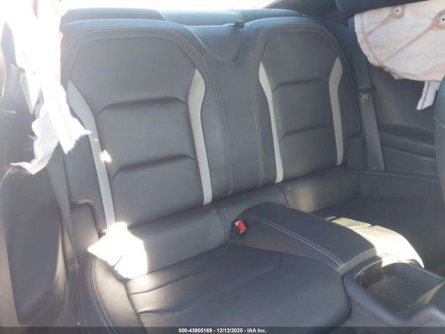 Chevrolet Camaro Rwd  2lt Image 8