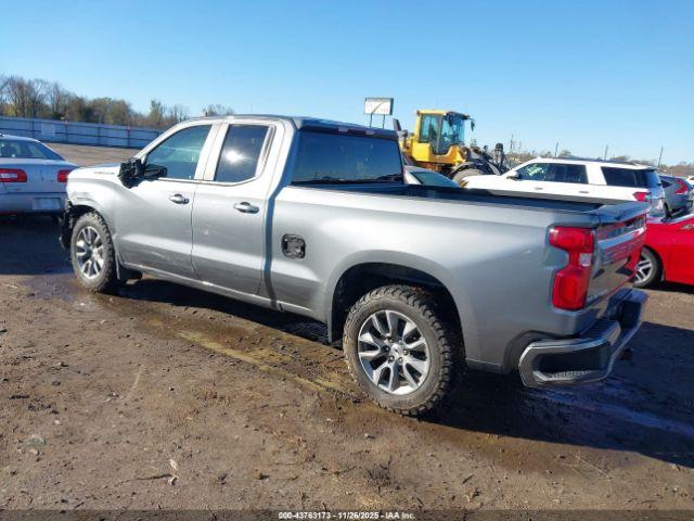 Chevrolet Silverado 1500 Rst Image 4