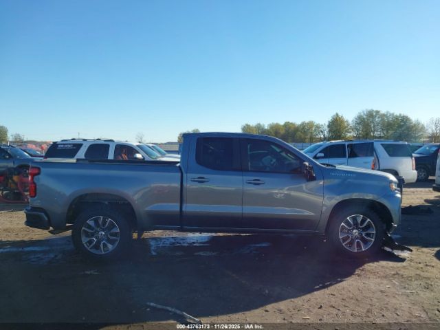 Chevrolet Silverado 1500 Rst Image 13