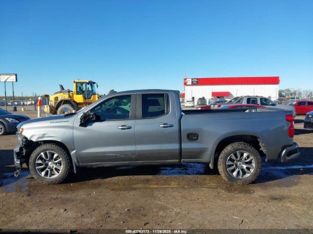 Chevrolet Silverado 1500 Rst Image 14