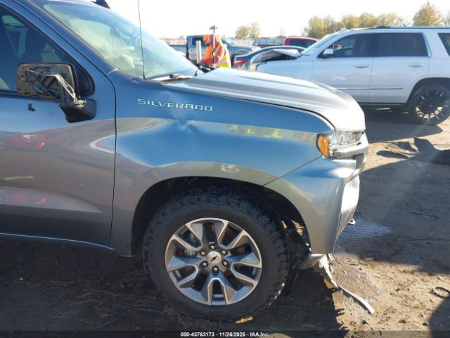 Chevrolet Silverado 1500 Rst Image 20