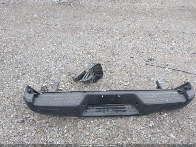 Nissan Frontier King Cab S 4x4 Image 11