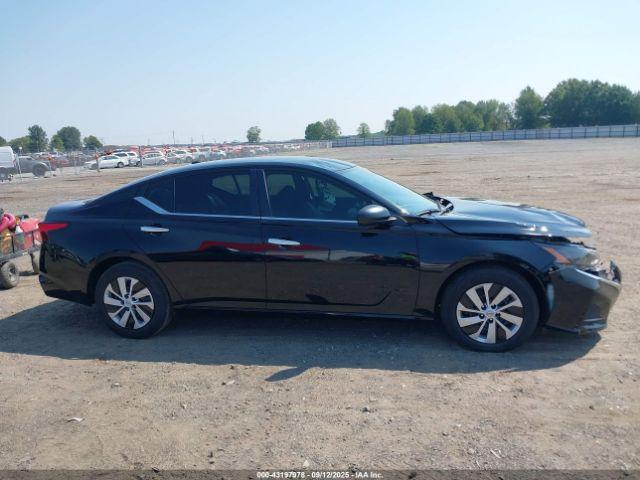Nissan Altima S Fwd Image 11