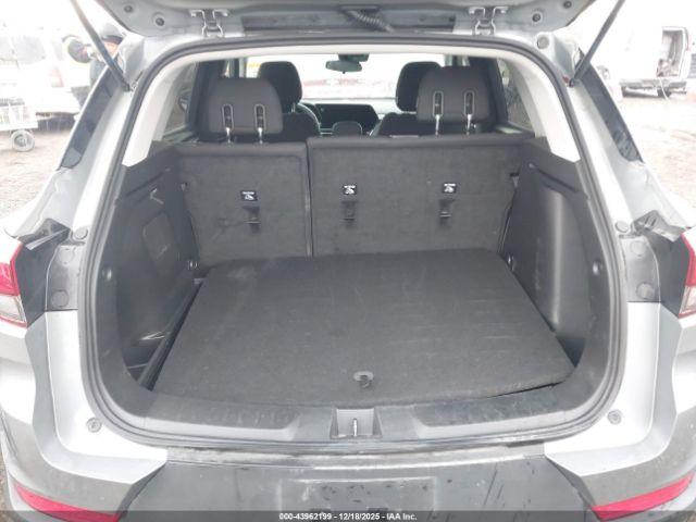 Chevrolet Trailblazer Fwd Lt Image 9