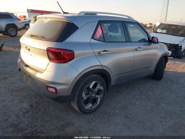 Hyundai VENUE Sel Image 16