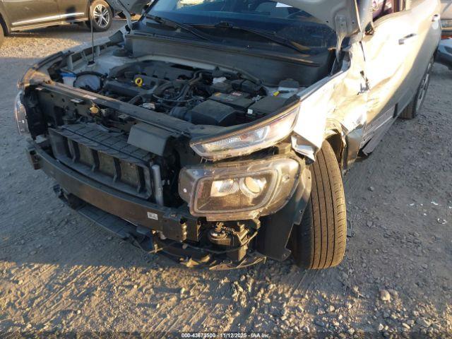 Hyundai VENUE Sel Image 12