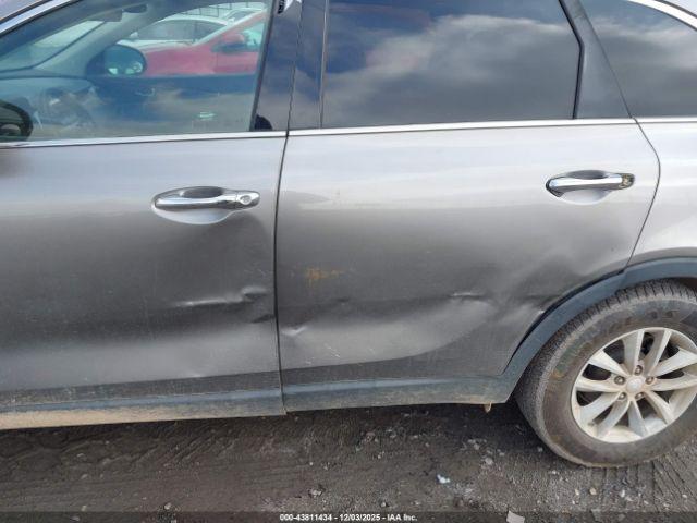 Kia Sorento 2.4l L Image 8