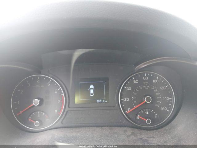 Kia Optima Lx Image 7