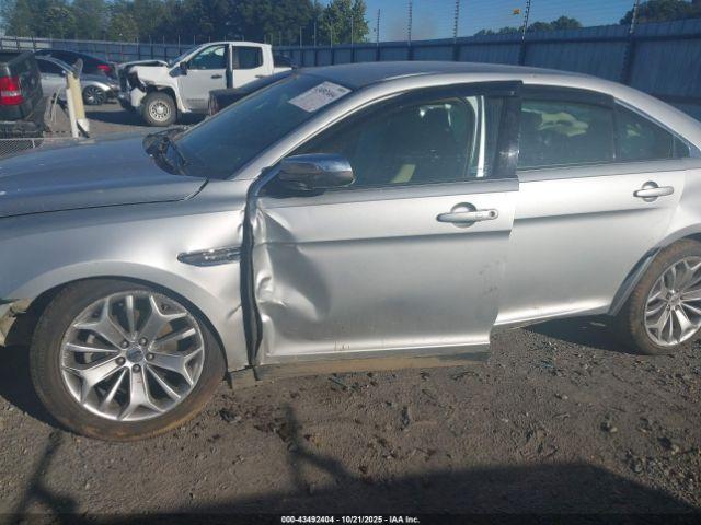 Ford Taurus Limited Image 12