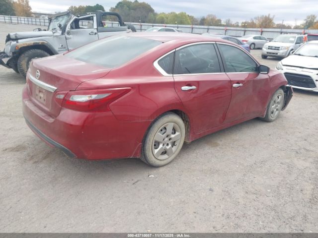 Nissan Altima 2.5 S Image 5