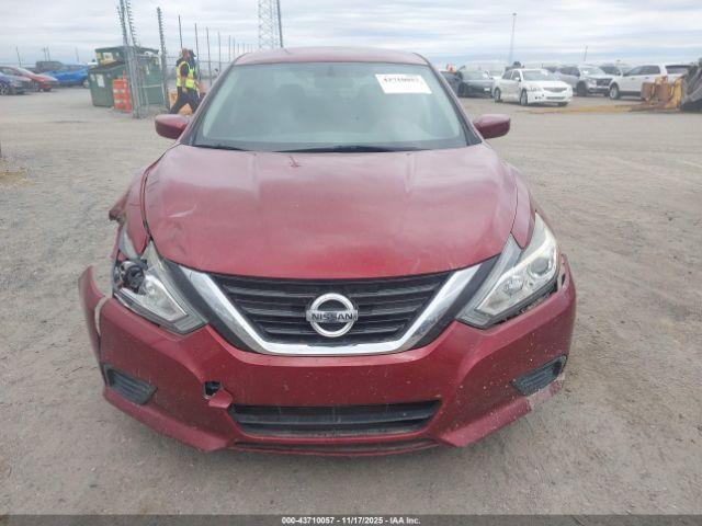 Nissan Altima 2.5 S Image 13