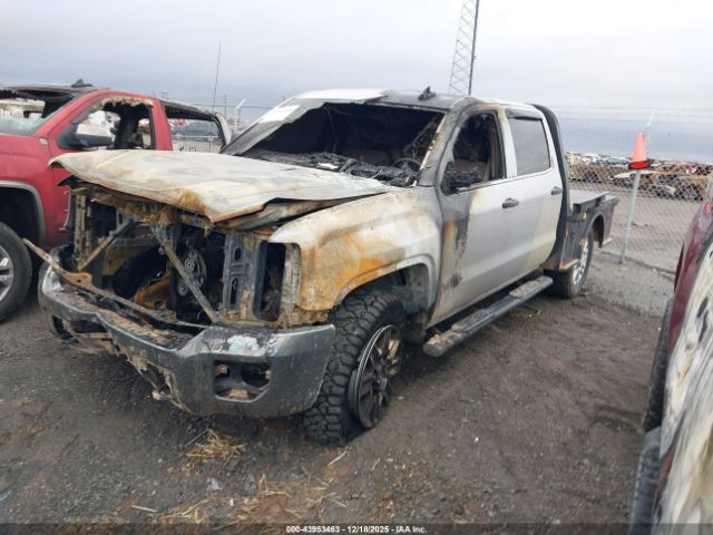 GMC Sierra 2500 Image 2