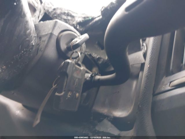 GMC Sierra 2500 Image 11