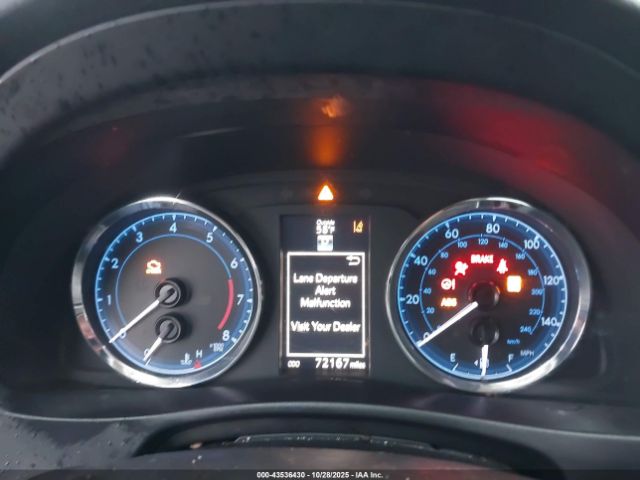 Toyota Corolla Se Image 10