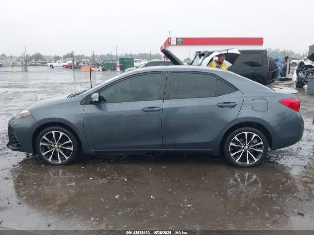 Toyota Corolla Se Image 17