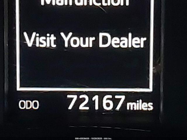 Toyota Corolla Se Image 4