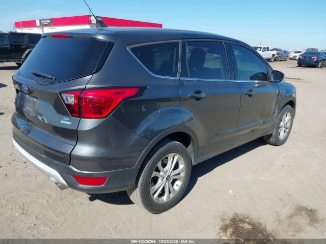 Ford Escape Se Image 5