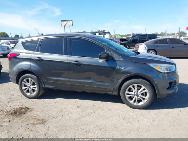Ford Escape Se Image 17