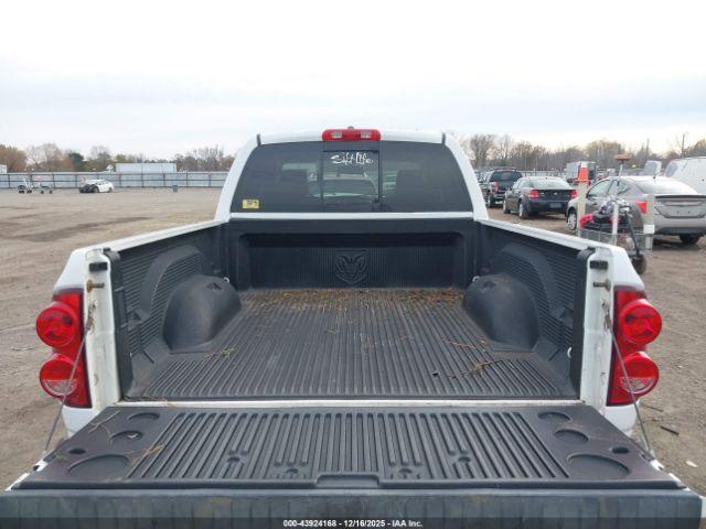 Dodge Ram 1500 Slt Image 4