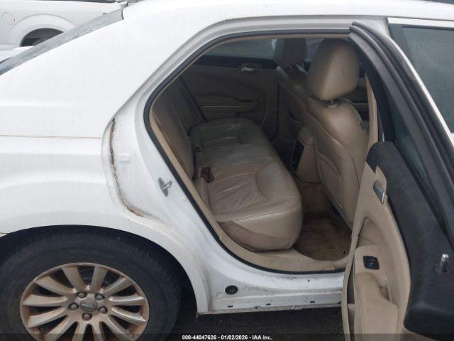 Chrysler 300 Motown Image 9