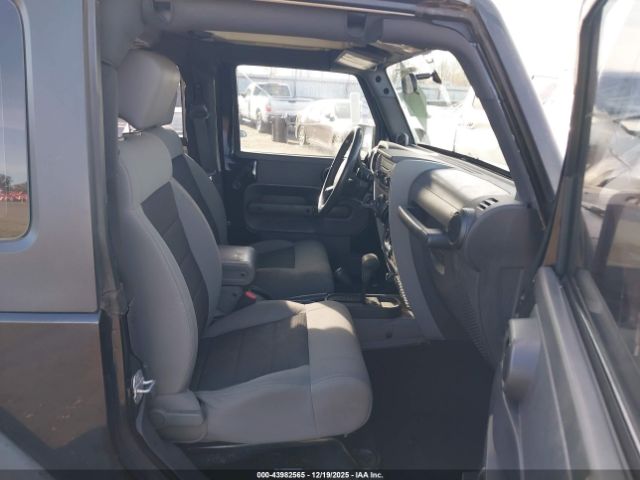 Jeep Wrangler X Image 15