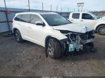  Salvage Toyota Highlander