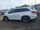 Toyota Highlander Limited Platinum Image 12