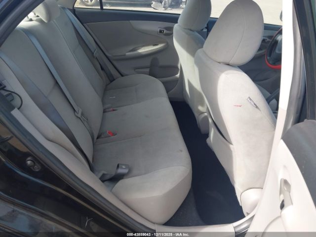 Toyota Corolla Le Image 18