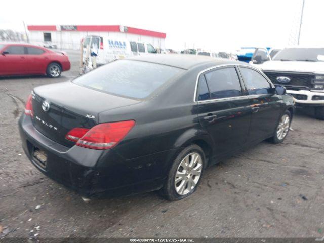 Toyota Avalon Xls Image 6