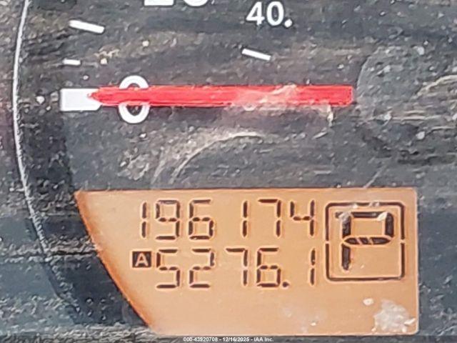 Nissan Frontier Image 10