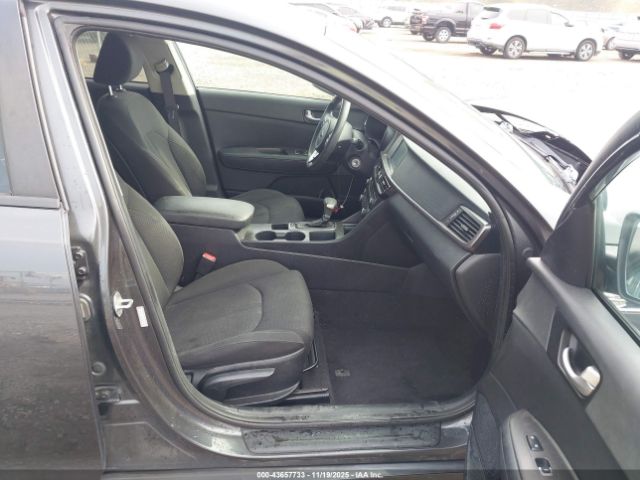 Kia Optima Lx Image 18