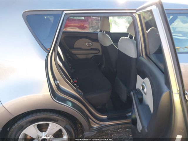 Kia Soul Image 8
