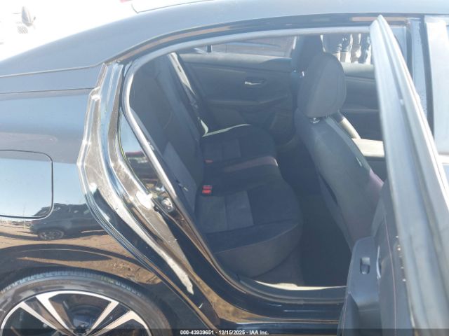 Nissan Sentra Sr Xtronic Cvt Image 9