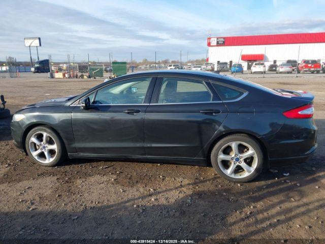 Ford Fusion Se Image 6