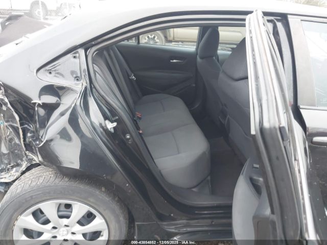 Toyota Corolla Le Image 18