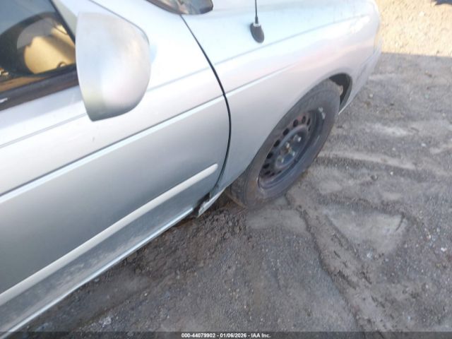 Nissan Sentra Gxe Image 10