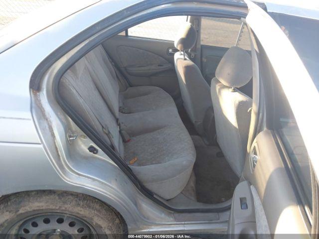 Nissan Sentra Gxe Image 6