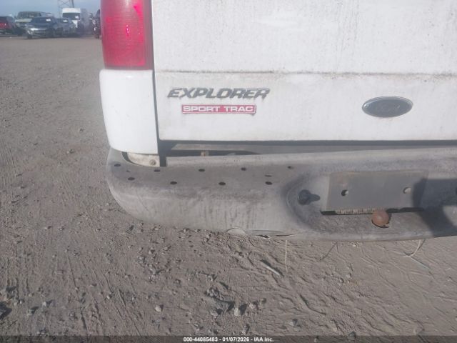 Ford Explorer Image 2