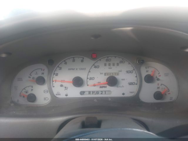 Ford Explorer Image 4