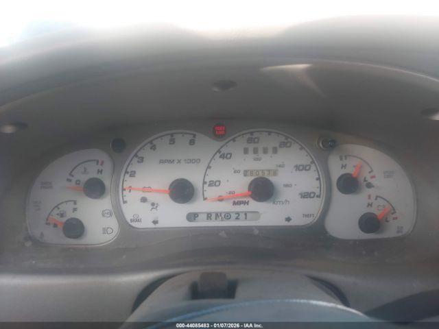 Ford Explorer Image 4